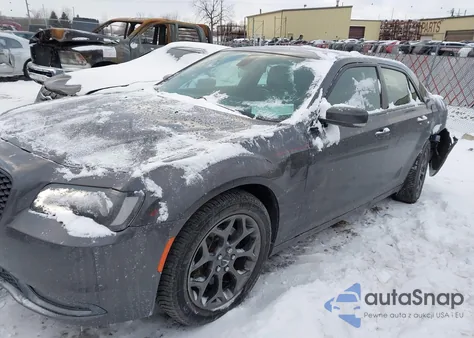 2015 Chrysler 300 300S из США, поврежденный, VIN 2C3CCAGG7FH923257